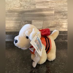 Animal Alley Toys R' Us Yellow Lab Stuffed Animal Water Rescue W/TAGS! Lovey